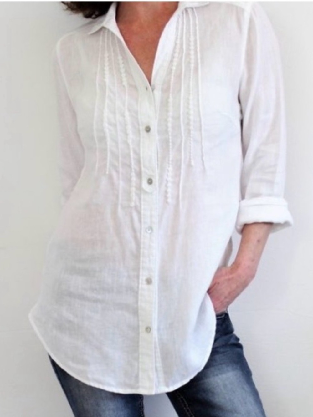 Malvin I Love Linen White Button-Down Pintuck Trim Detail Tunic Shirt